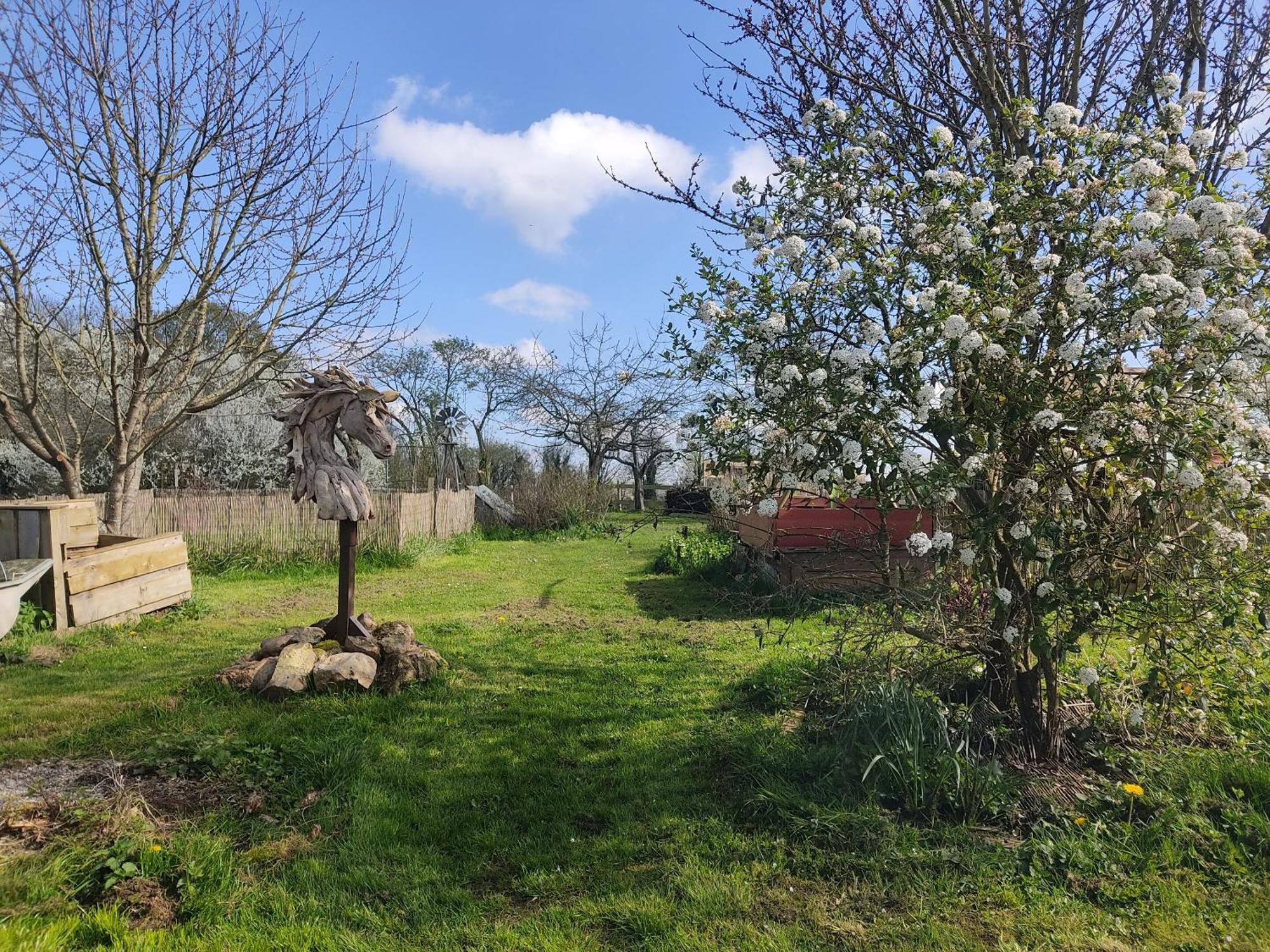 La Valise A Cheval Panzió Mezieres-sur-Ponthouin Kültér fotó